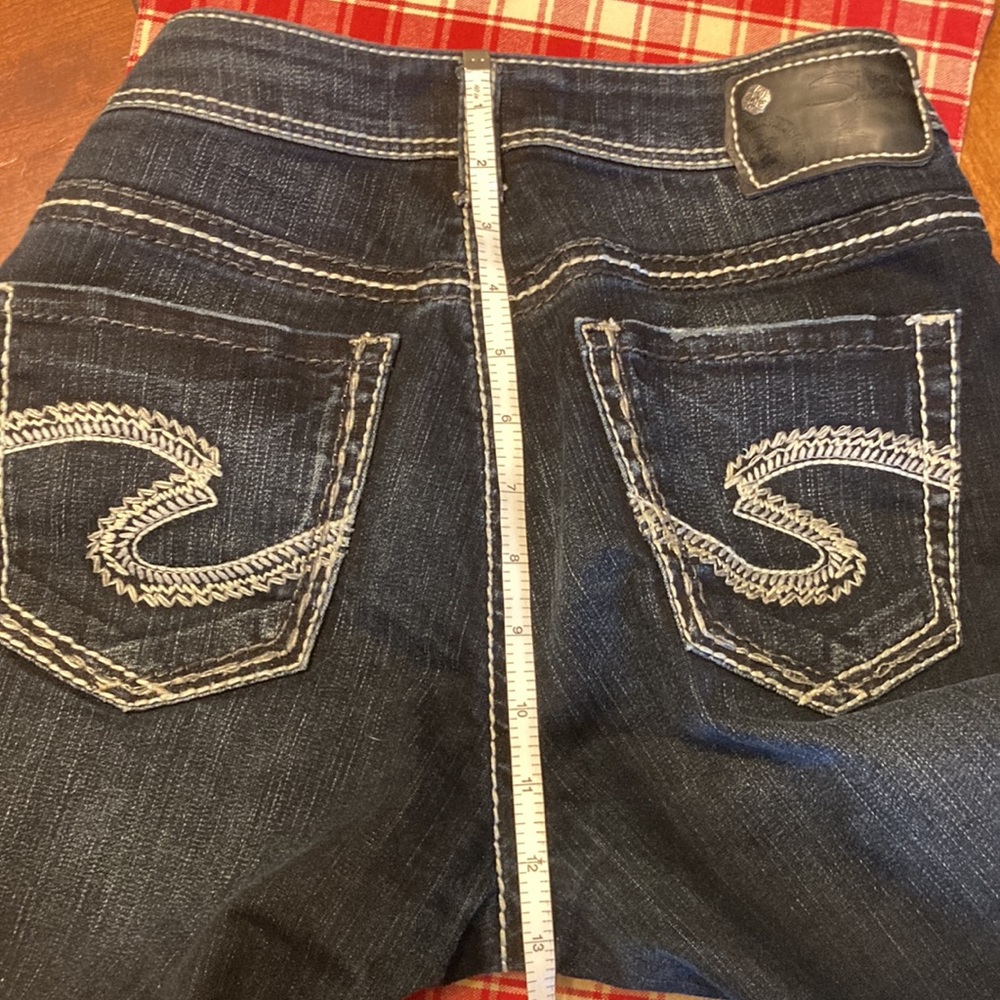 Suki High Rise Capris - Picture 8 of 9